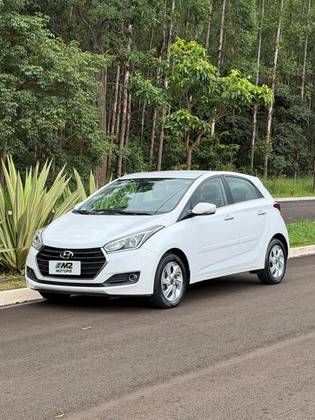 HYUNDAI HB20 1.6 PREMIUM 16V FLEX 4P AUTOMÁTICO HYUNDAI HB20 1.6 PREMIUM 16V FLEX 4P AUTOMÁTICO